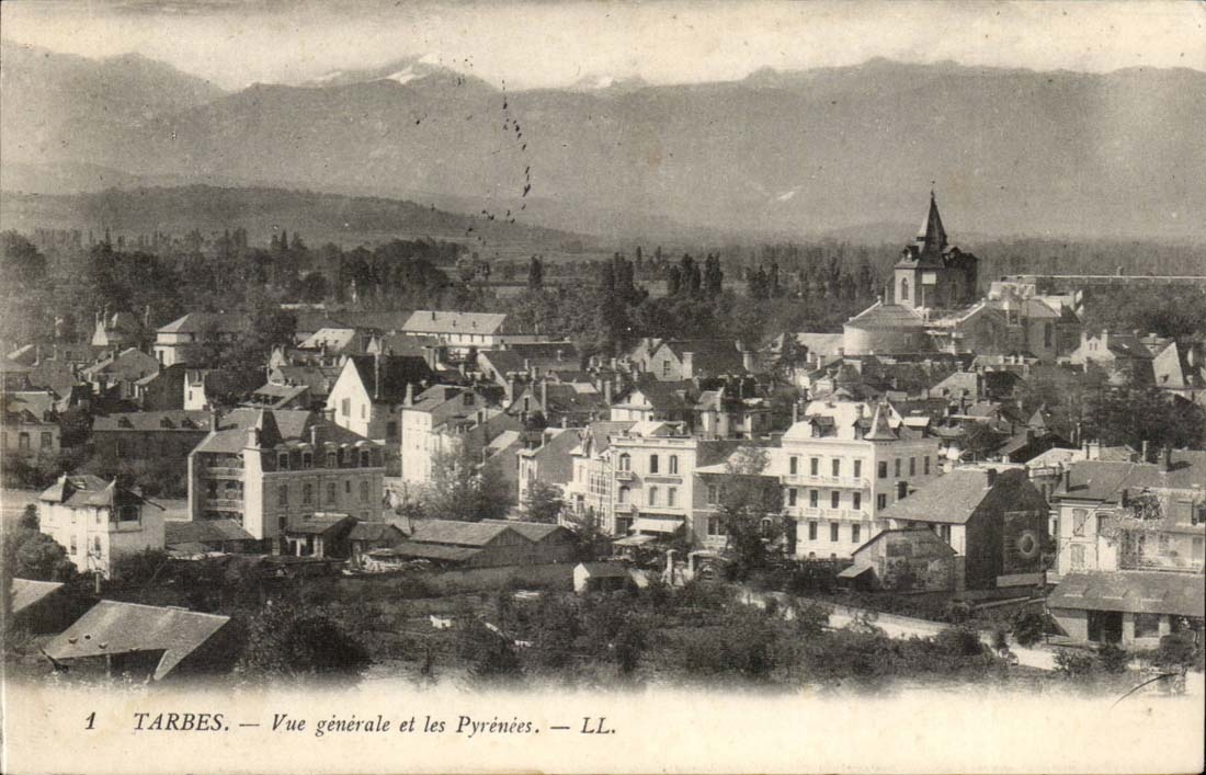 Tarbes - Ansicht und die Pyrenees - CPA