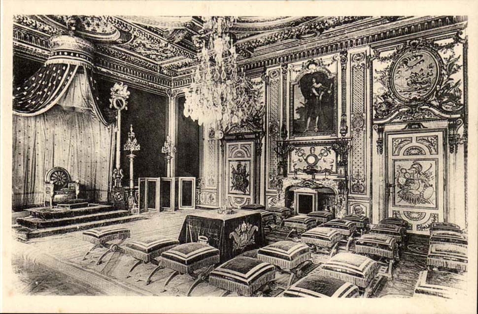 Fontainebleau - the Throne room - CPA