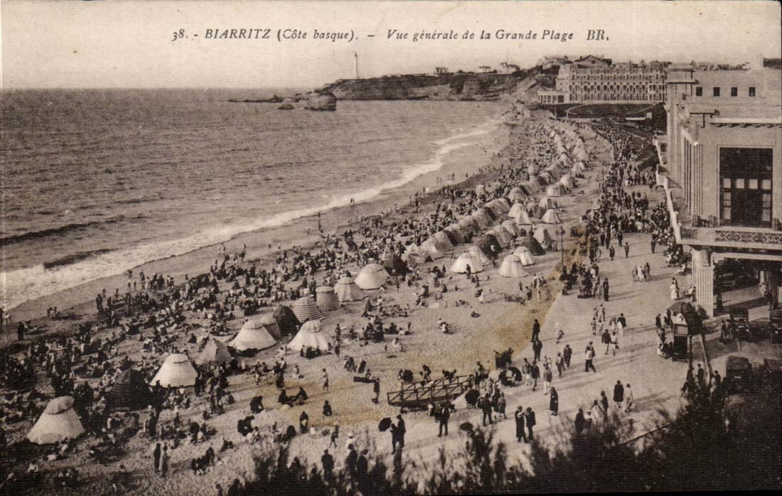 Biarritz CPA Vue generale de la grande plage 