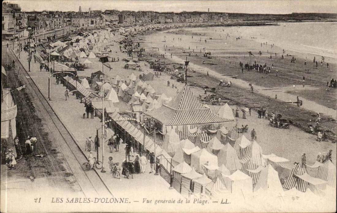 Sands of olonne CPA View of the beach
