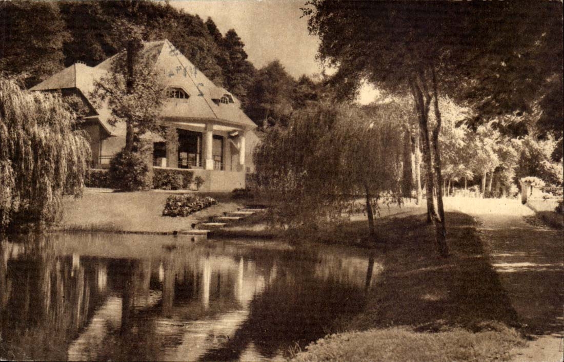 Bains et les Bains CPA La potiniere et le lac
