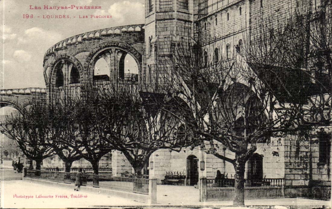 Lourdes - Swimming pools - CPA