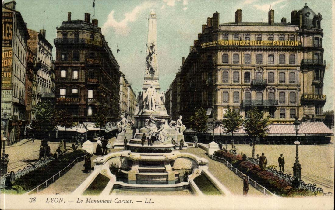 Lyon CPA the Carnot monument