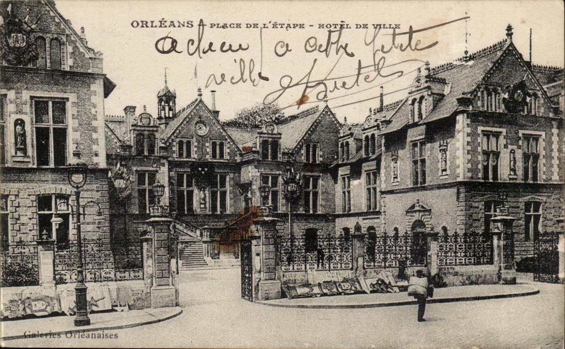 Orleans CPA Places stage Town hall