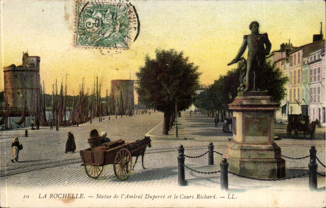 La Rochelle - Statue des Admiral Duperre und der Richard-Kurs - Pferd - CPA