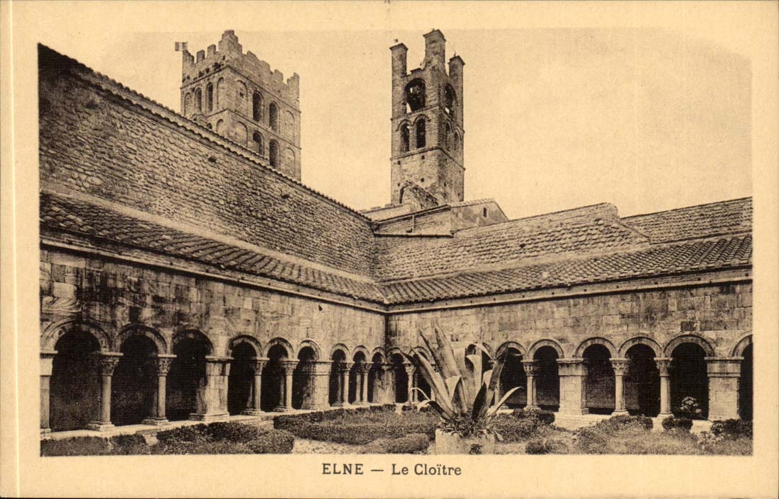 Elne CPA the cloister