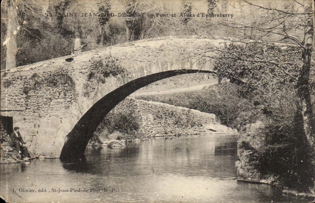 Saint Jean of port CPA Bridge and alleys of Eyharaberry