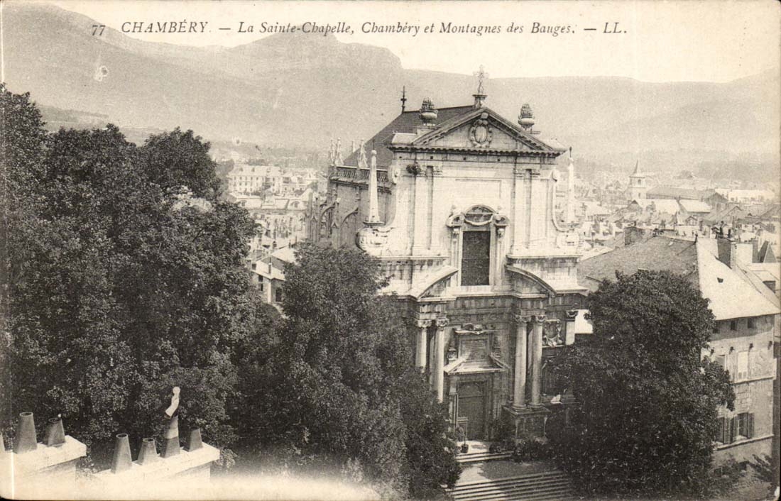 Chambery CPA the holy Chambery vault and mountains of the Wallows