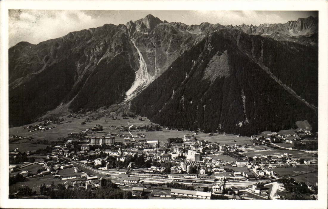 Chamonix mont Blanc CPA Vue generale et le Brevent