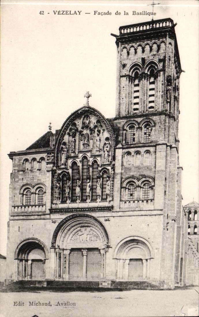 Vezelay CPA Frontage of the basilica