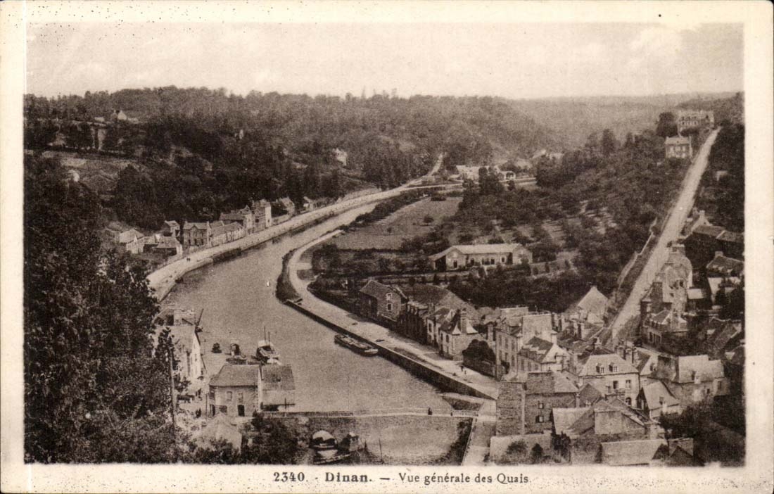 Dinan cPA View of the quays