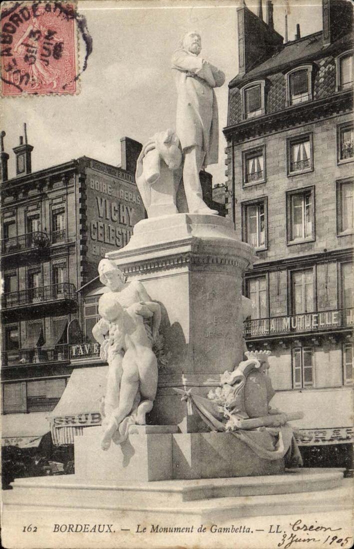 Bordeaux CPA the monument of Gambetta