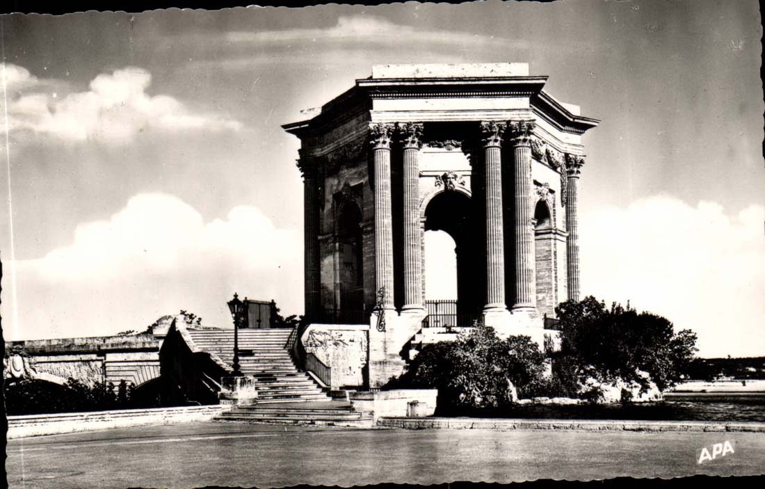 Montpellier - Le Peyrou - Chateau d'Eau - CPA 