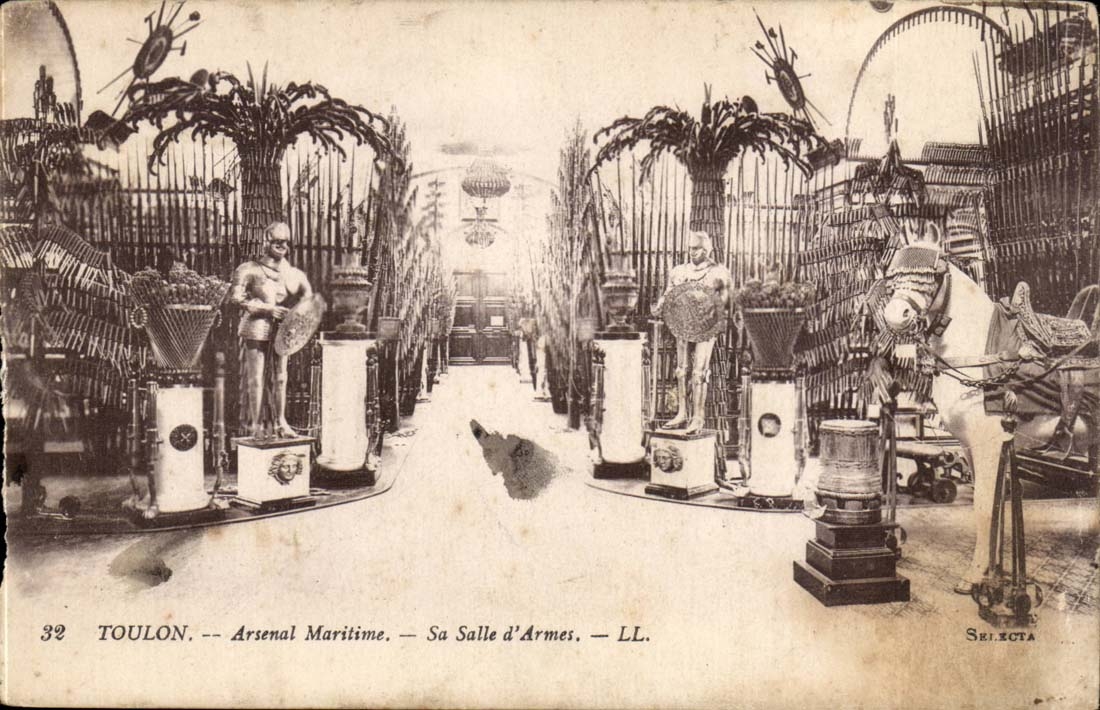 Military Toulon CPA Arsenal Its room of weapons