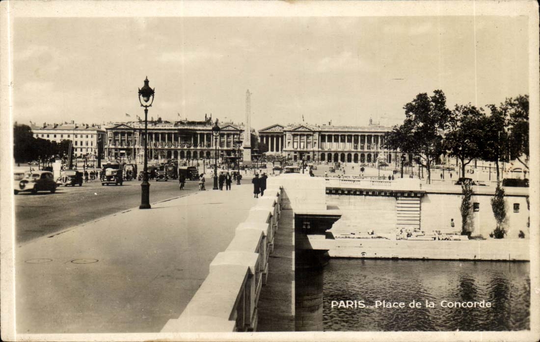 Paris CPA Place de la Concorde