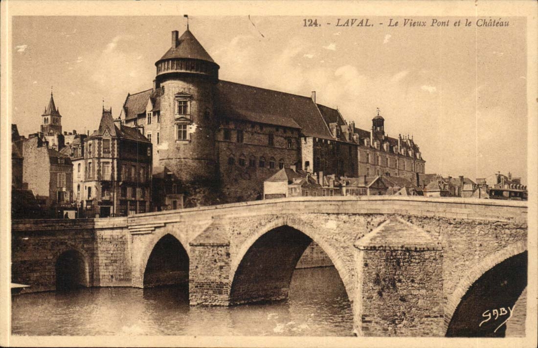 Laval - die alte Brucke und das Schloss - CPA