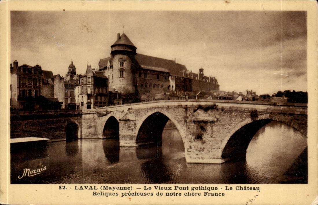 Laval - die gotische Anblick-Brucke - die Schloss-unschatzbaren Relikte von unserem lieben Frankreich - CPA