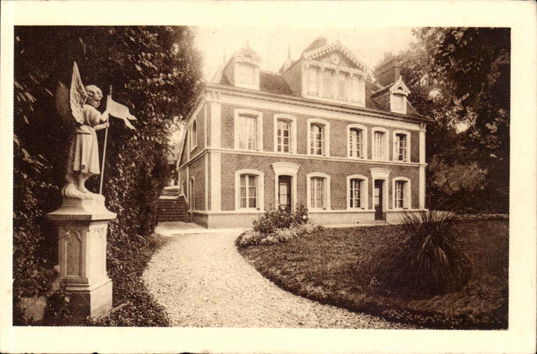 Buissonnets CPA Frontage of Entering