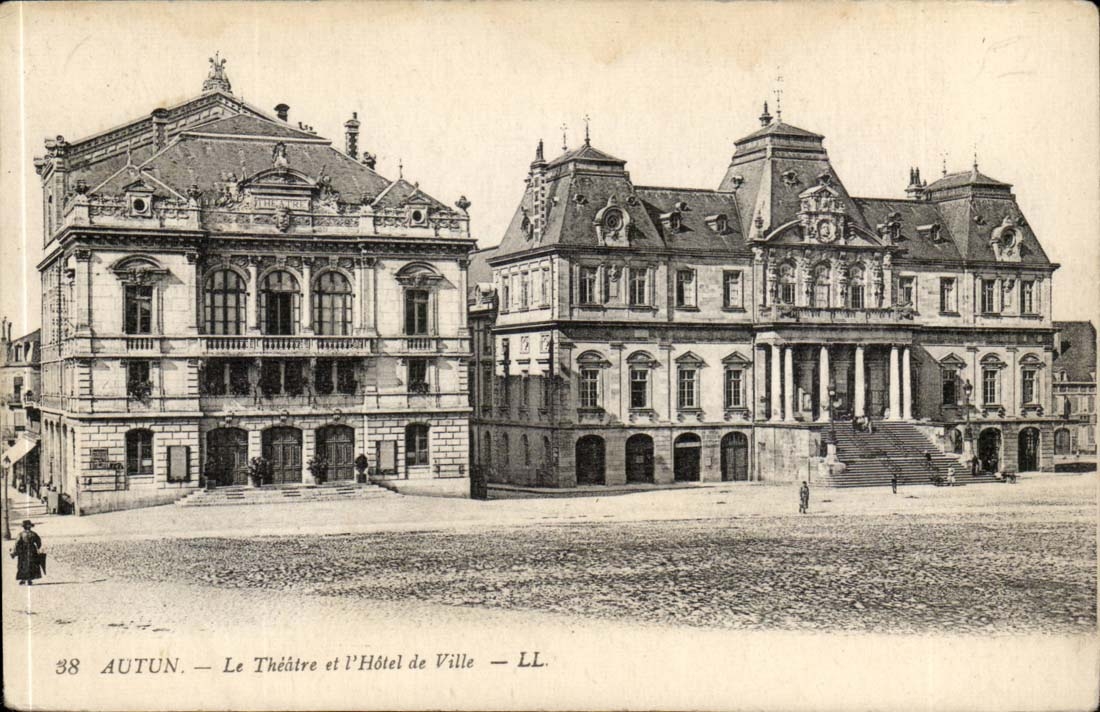 Autun CPA the theater and the town hall