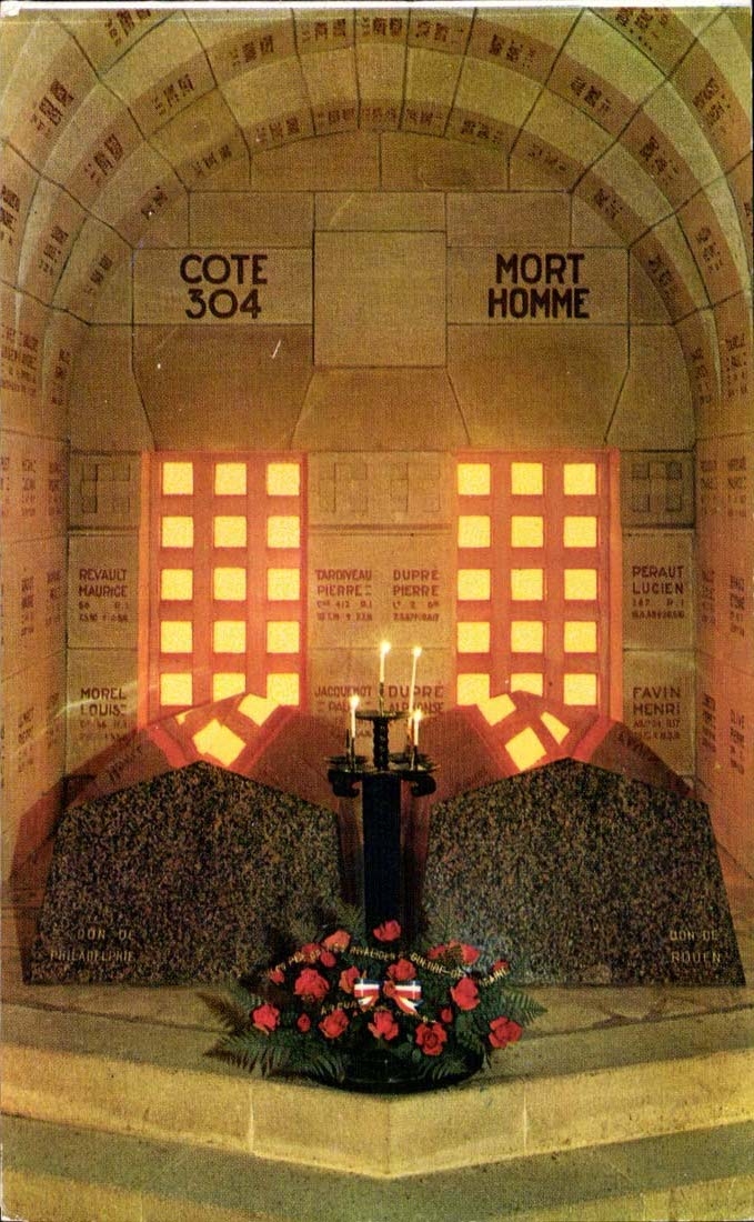 Douaumont CPA Ossuary