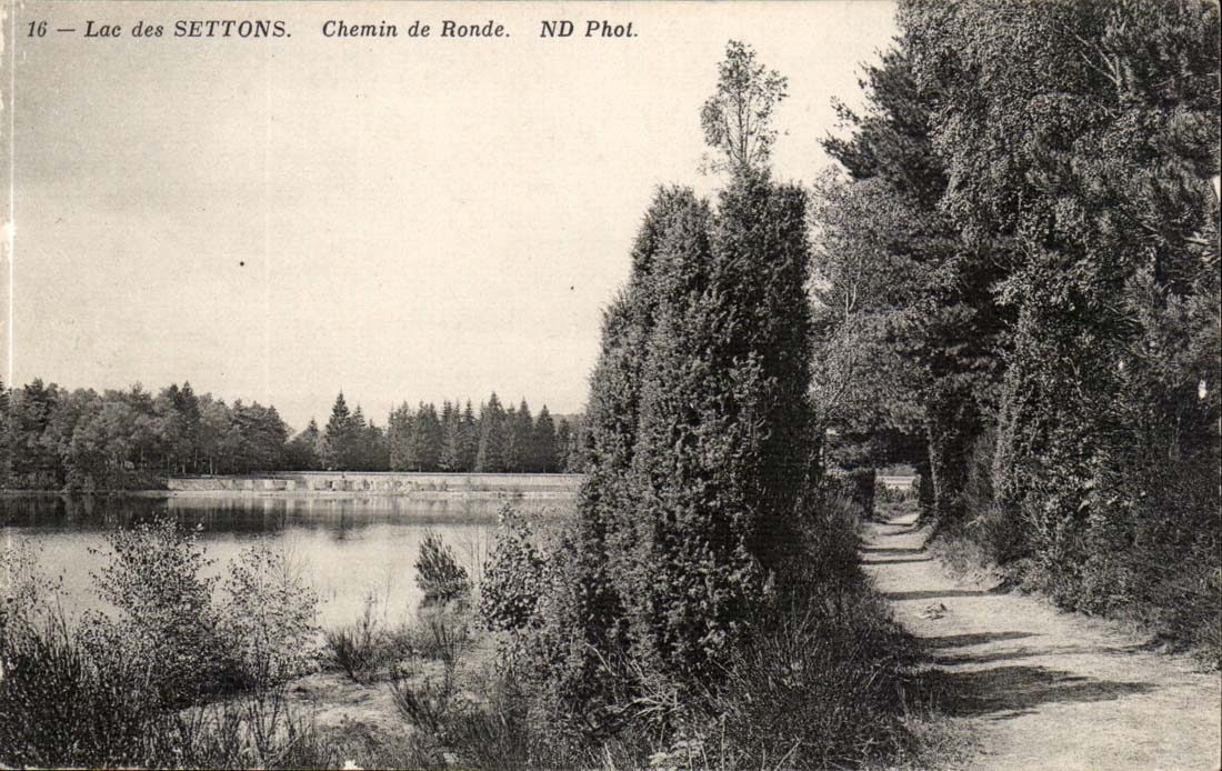 Morvan CPA Lake of Settons Covered way