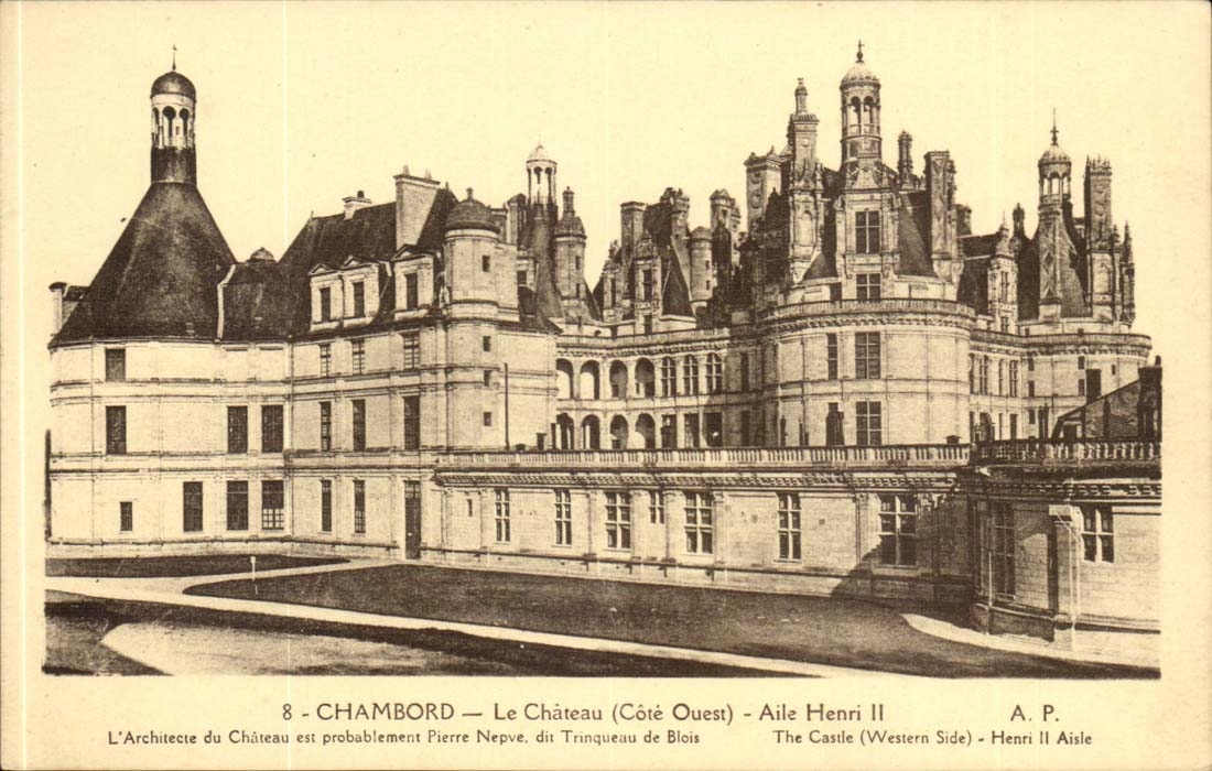 Chambord - the Castle - West coast CPA