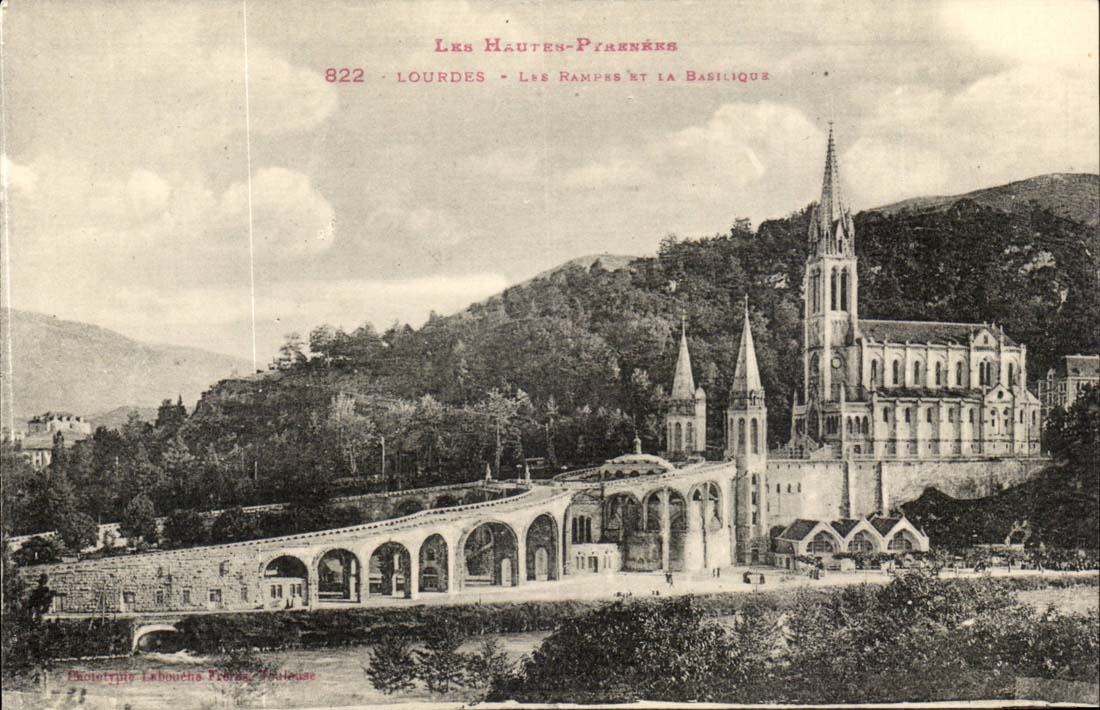 Lourdes - Slopes and Basilica CPA