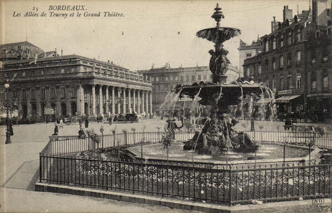Bordeaux CPA alleys of Tourny and the large theater