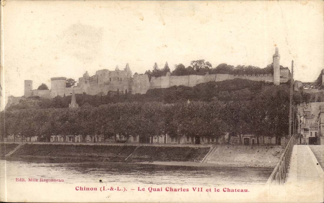Chinon - the Quay Charles VII and the Castle - CPA