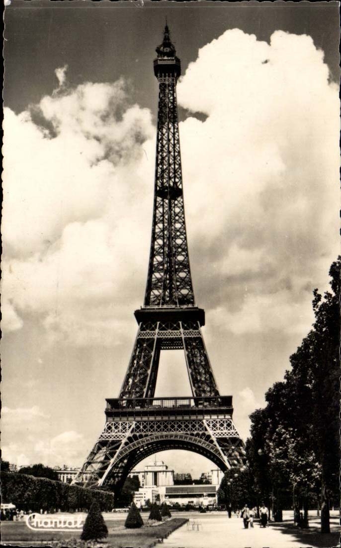 Paris 7 - The Eiffel Tower - CPA