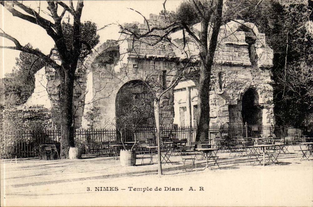 Nimes - Tempel von Diane - CPA