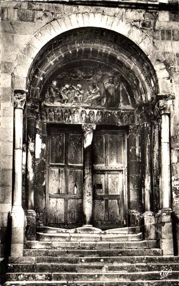 Saint Bertrand de Comminges CPA Gate of the cathedral