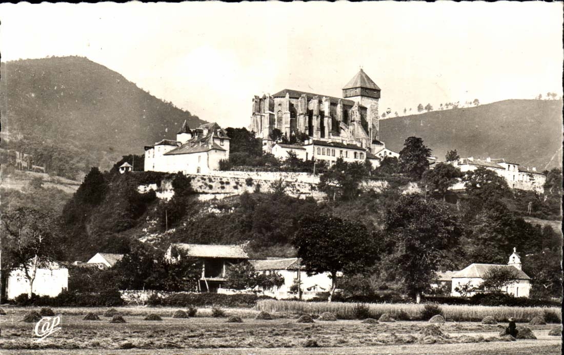 Saint Bertrand de Comminges CPA View