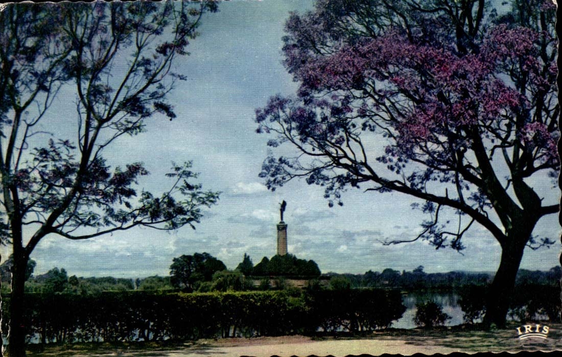 Malagasy Madagascar Tananarive CPA the lake Anosy in the twilight