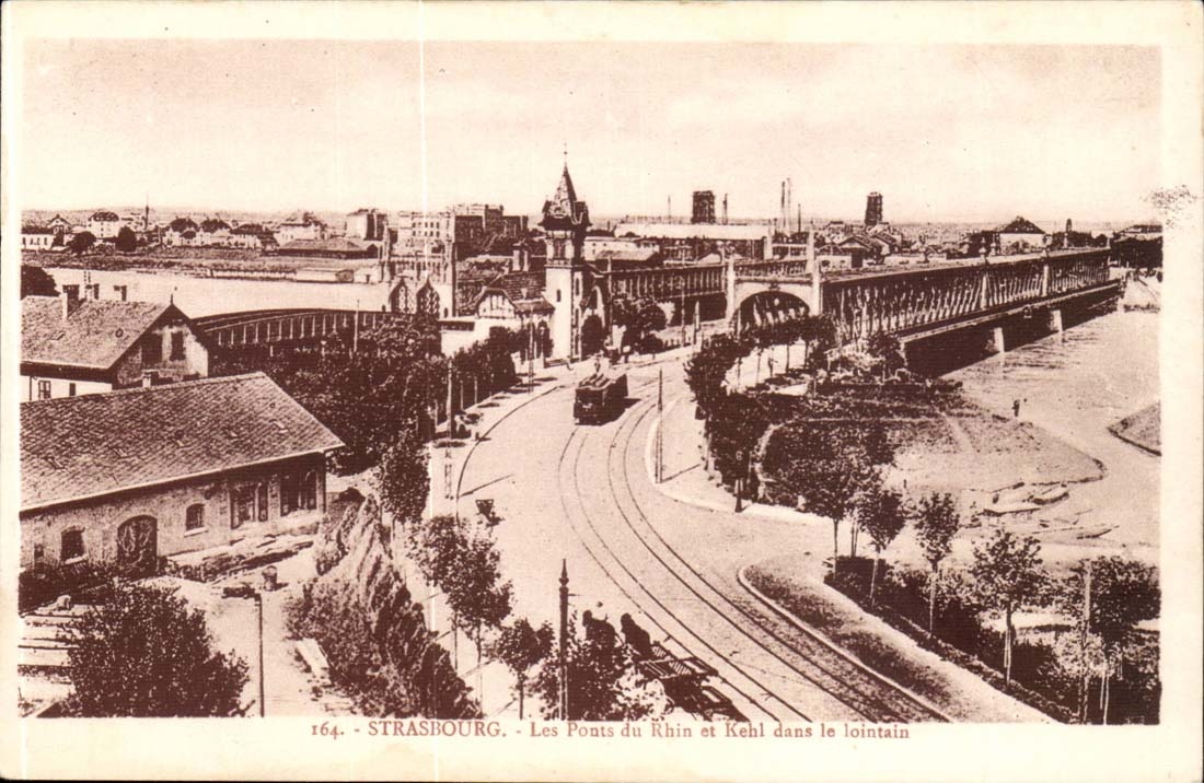 Strasbourg - Strassburg - Bridges of the Rhine and Kehl in the distance - CPA
