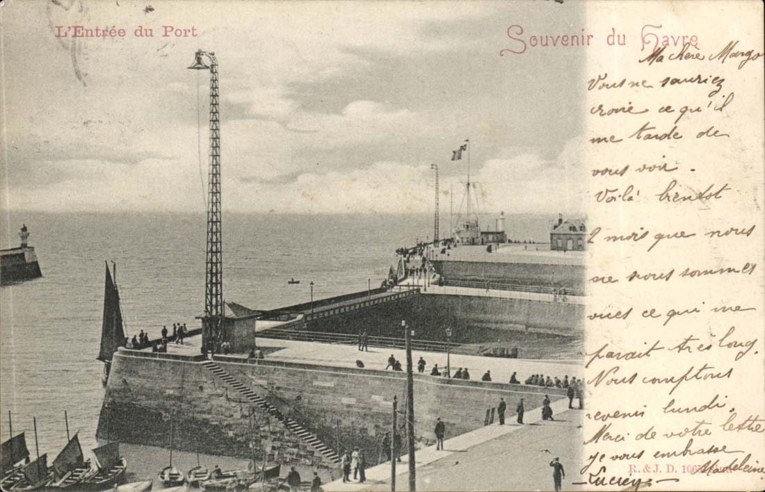 Le Havre - Entrance of the Port - Souvenir of Le Havre CPA