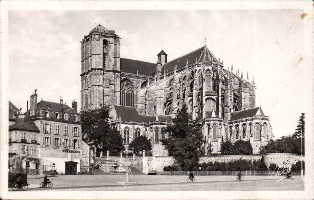 Mans - Cathedral St Julien CPA