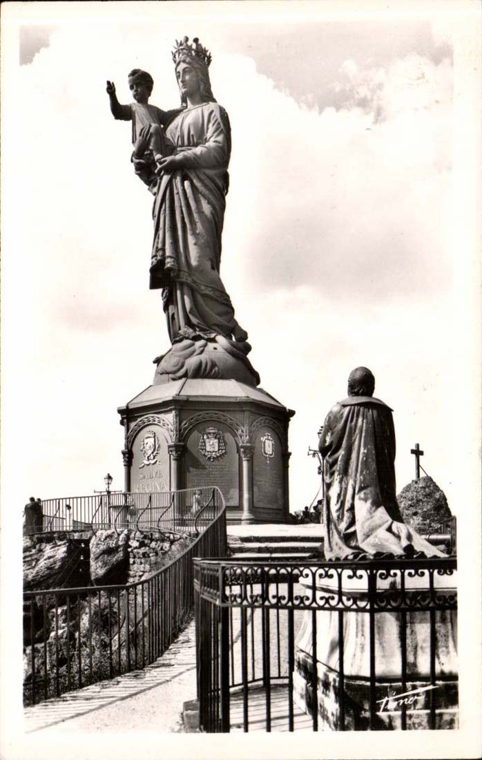 Le Puy CPA Statue colossale de ND de France