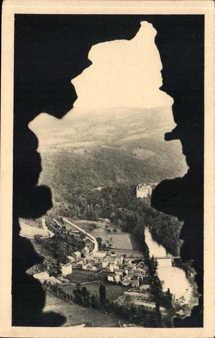 CPA the valley of Allagnon Seen from of a breach of the castle of Leotoing