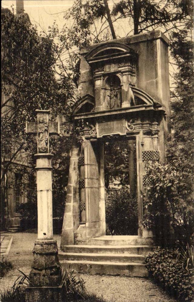 Nancy - Musee Historique Lorraine - Portail de la Chapelle de l'ancien hopital Saint Julien CPA 