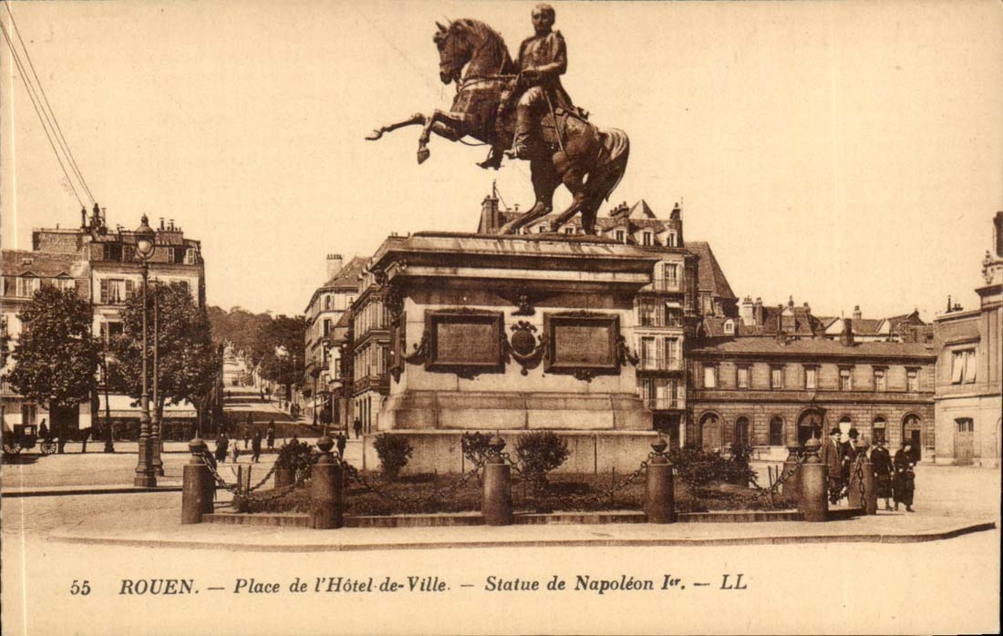Rouen - Place of the Town hall - Statue of Napoleon 1 CPA