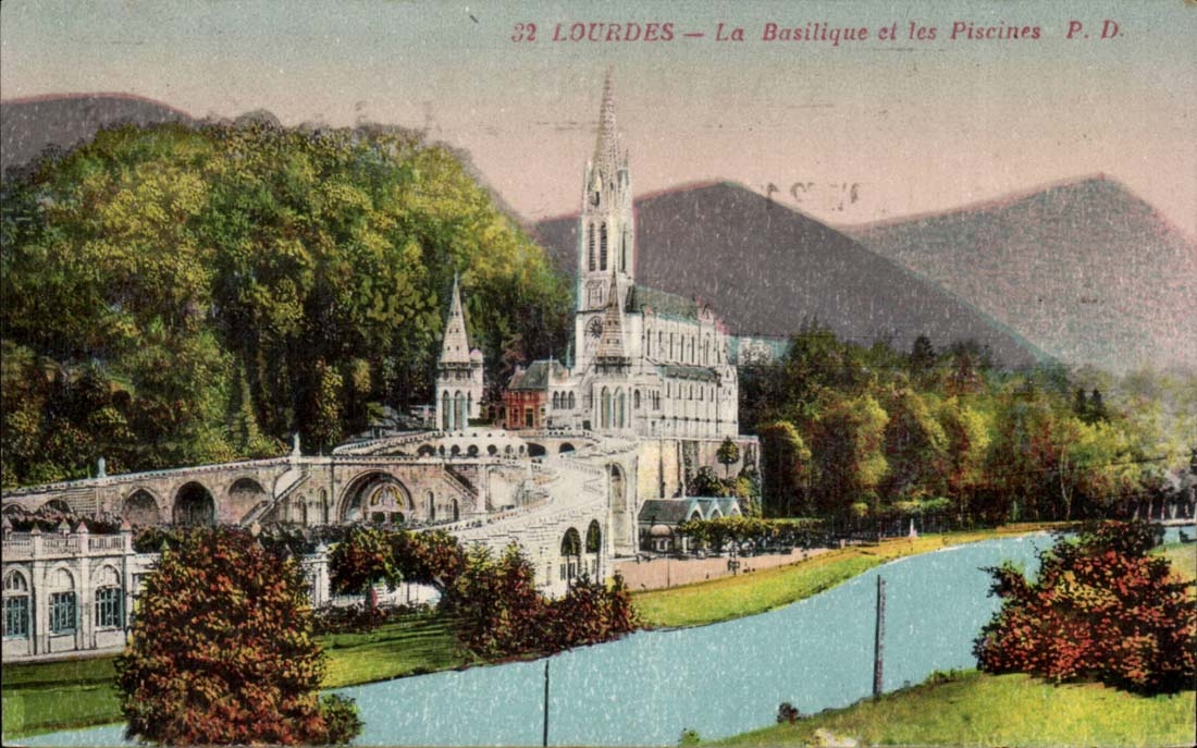 Lourdes CPA the basilica and swimming pools