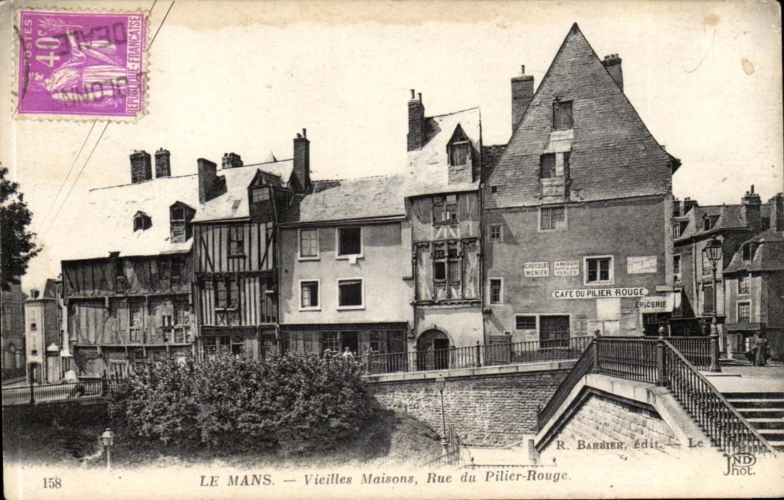 Mans - Old woman Houses Street of the Red Pillar - CPA