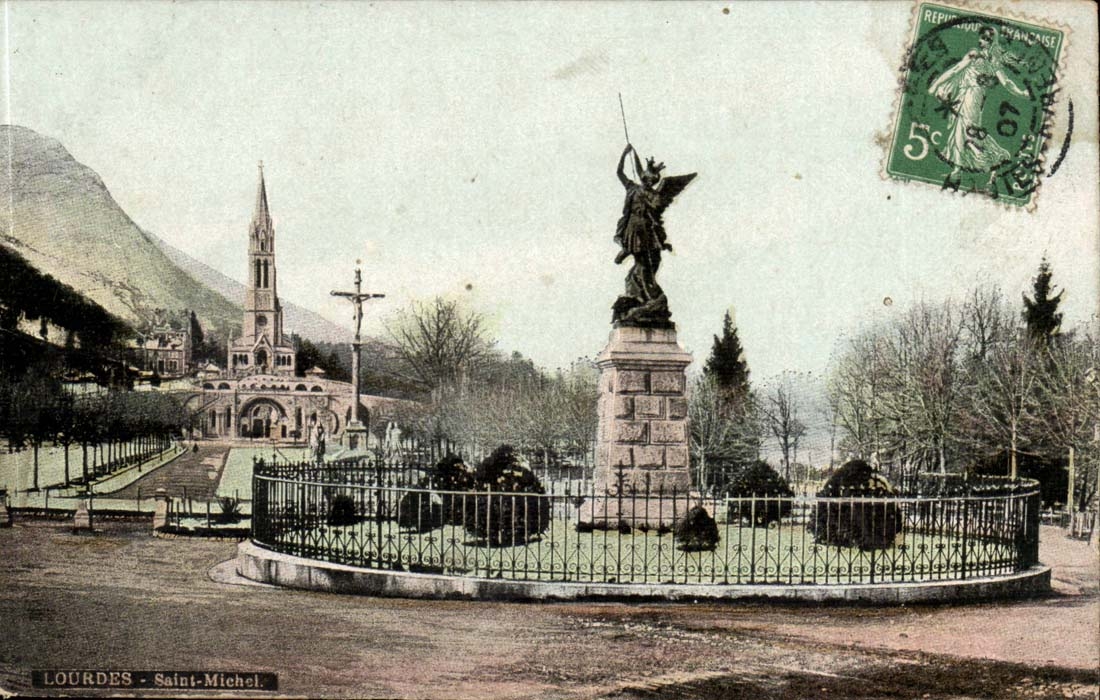 Lourdes - Holy Michel - CPA