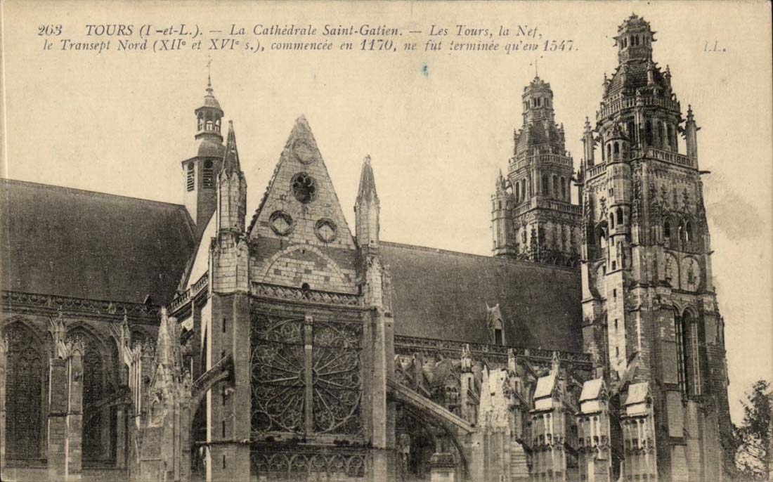 Tours - La Cathedrale Saint Galien - Les Tours Le Nef le Transept Nord