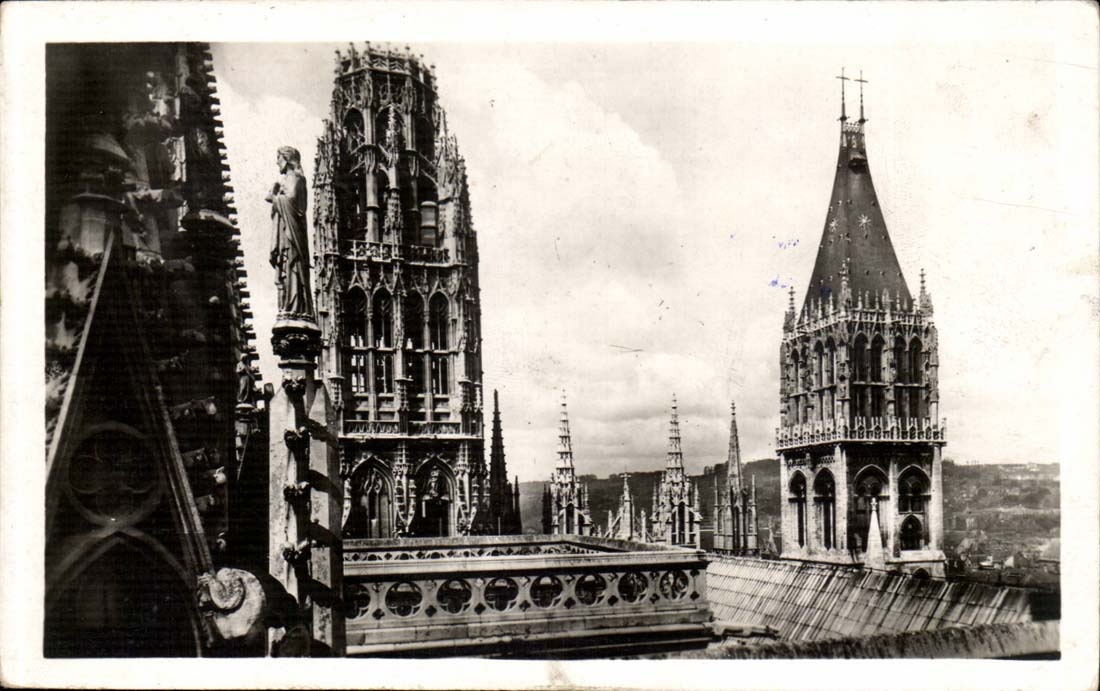 Rouen CPA the Butter tower and the tower St Romain