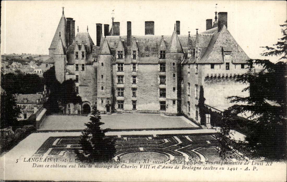 Langeais CPA Le chateau 