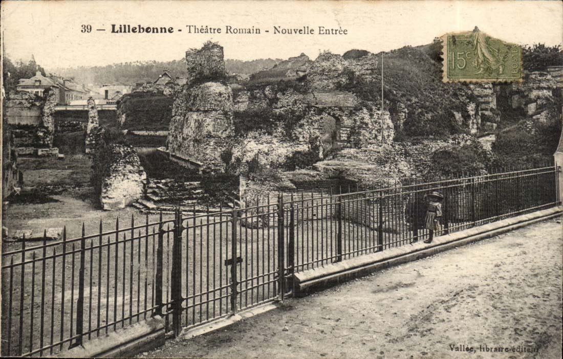 Lillebonne CPA Roman Theater New Entering