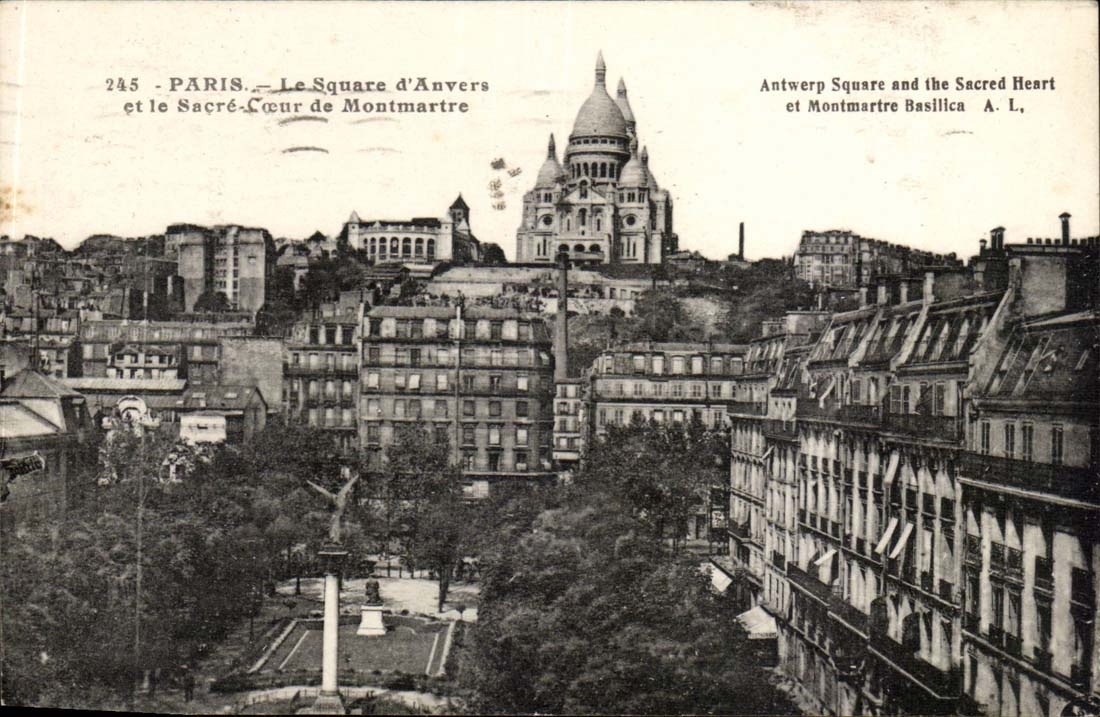 Paris CPA Le square d'Anvers et le SAcre Coeur de Montmartre