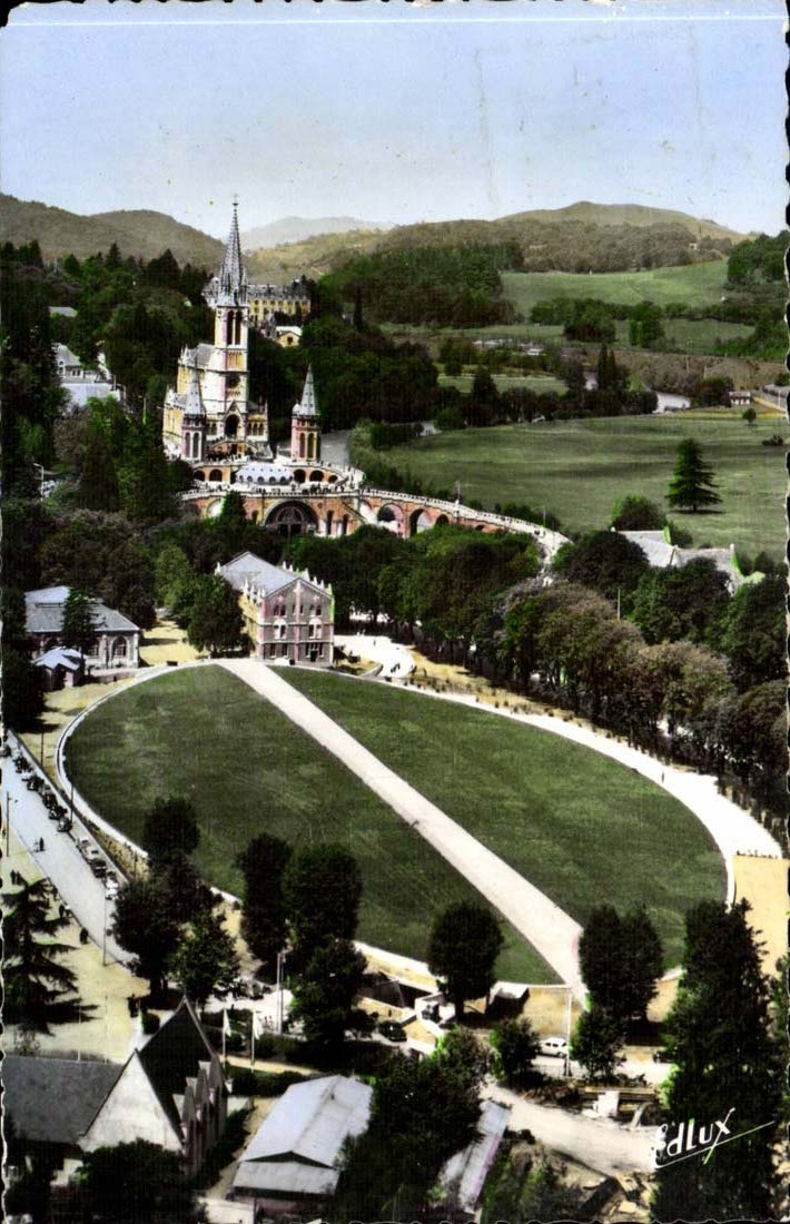 Lourdes CPA the basilica Black and white St X